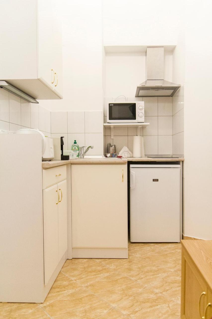 Authentic Akacfa Apartment 布达佩斯 外观 照片