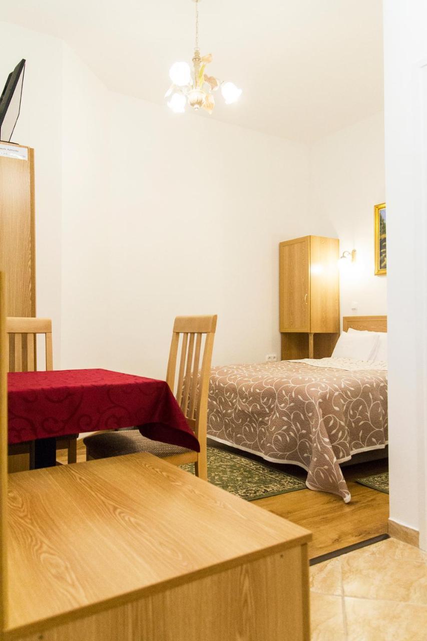 Authentic Akacfa Apartment 布达佩斯 外观 照片